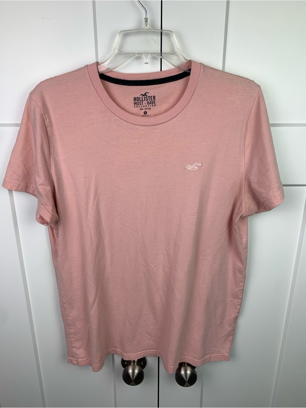 Hollister Must-Have Men’s M Pink Logo Crew Neck Short Sleeve Tee preppy